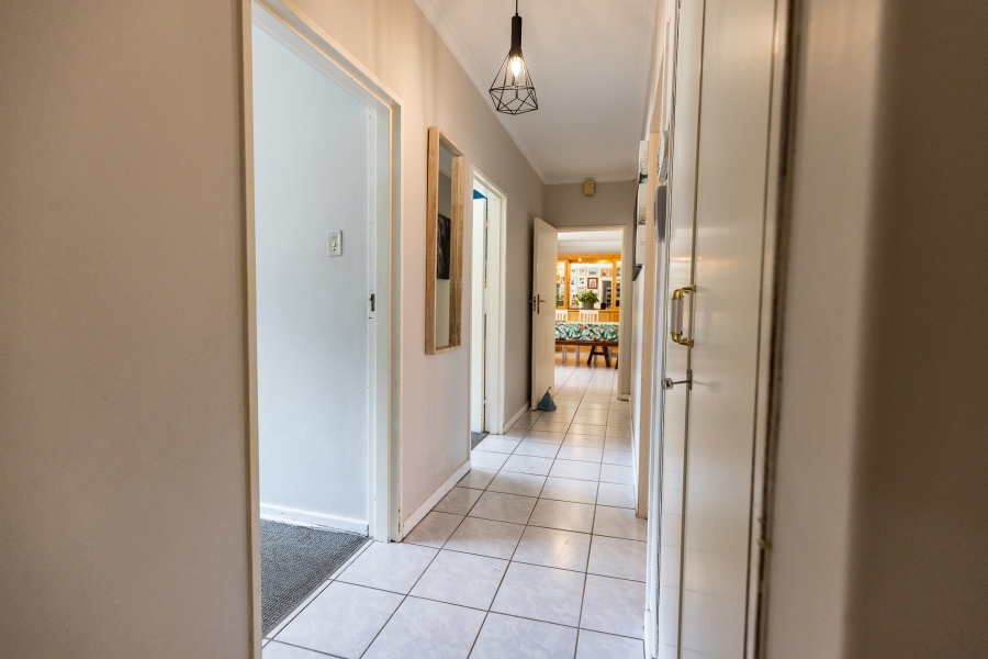 4 Bedroom Property for Sale in Summerstrand Eastern Cape